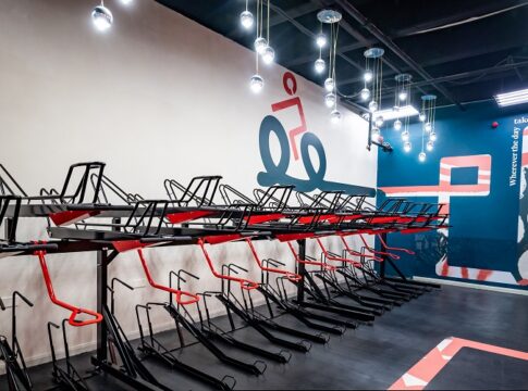 Ealing Broadway ride and park