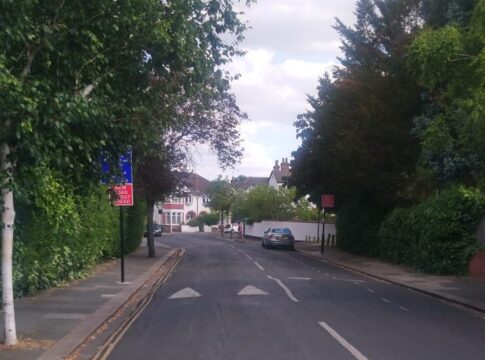 school street scheme sign