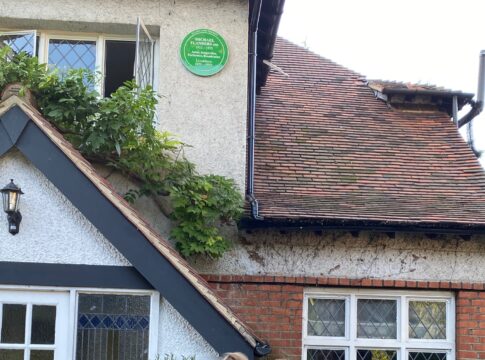 Laura, Stephanie and Claudia, Michael and Claudia’s granddaughter, under the plaque.
