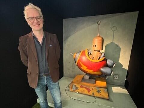 Matt Dixon with his robot turned into a 3D model