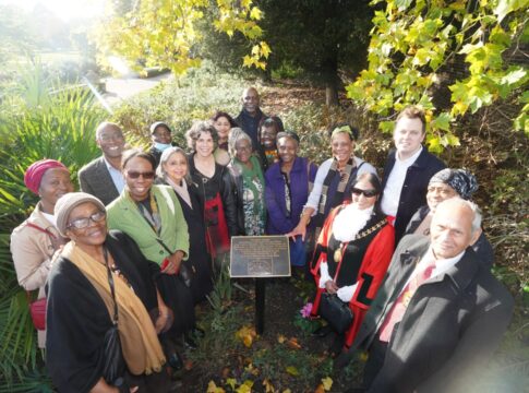 Plaque unveiled in Walpole park to commemorate the Windrunsh generation and the abolition of slavery.