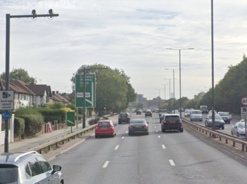Speed camera warnings on the A40. Photo: Google Maps