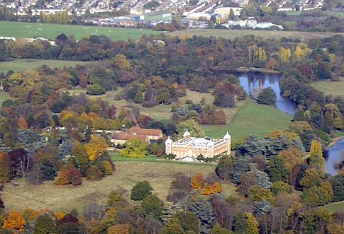 Osterley Park photo by Wikipedia User Sealman