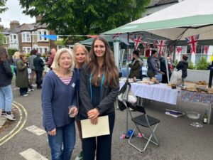 Elthorne Park Road street party
