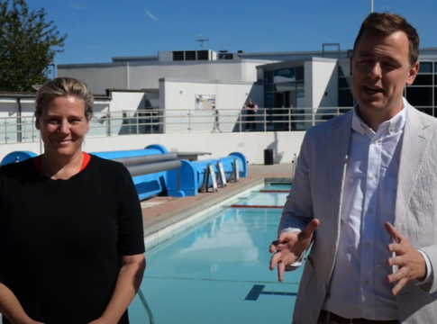 Councillor Peter Mason and Councillor Polly Knewstub, visit Hillingdon lido