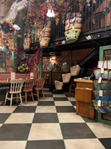 Inside Comptoir Libanais. Photo: EALING.NEWS