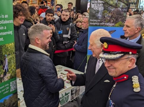 King Charles III meets Dr Sean McCormack, vet and chair of Ealing Wildlife Group. Photo: Janusz Zajaczkowski