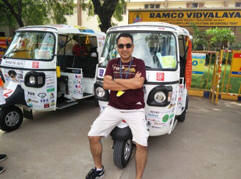Sanjay Vadhera taking part in the Sewa Rickshaw Run 2019.