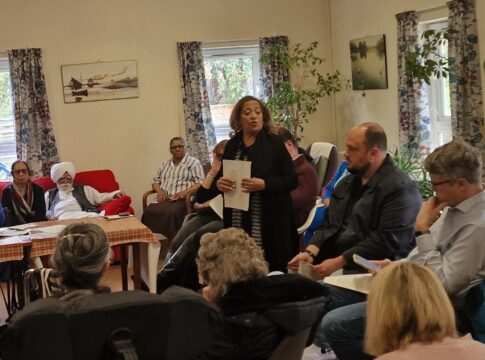 Careline users hold meeting over cancelled service. Photo: ERSCAG