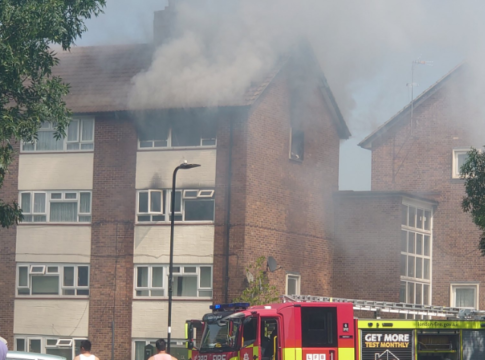 Northolt flat fire. Photo: Nataliya Klymko @KlymkoNataliya