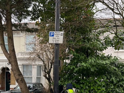 Ealing controlled parking zone (CPZ). Photo: EALING.NEWS
