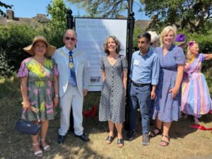 Mayor of Ealing Anthony Kelly with Ealing Southall MP Deirdre Costigan. Photo: EALING.NEWS