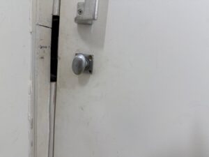 Communal locks poorly maintained and missing screws at Hanger View Way. Photo: EALING.NEWS