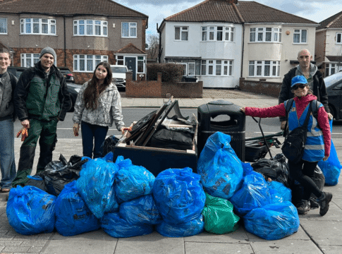 Volunteers from Ealing taking part in the Great British Spring Clean. Photo: LAGER Can