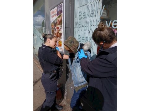 Police arrest shoplifter in Ealing Broadway. Photo: Metropolitan Police