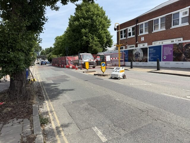 Roadworks on Victoria Road in North Acton. Photo: EALING.NEWS