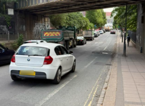 Motorists driving on wrong side of Victoria Road. Photo: EALING.NEWS