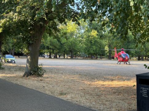 Air ambulance and police at Walpole Park. Photo: EALING.NEWS