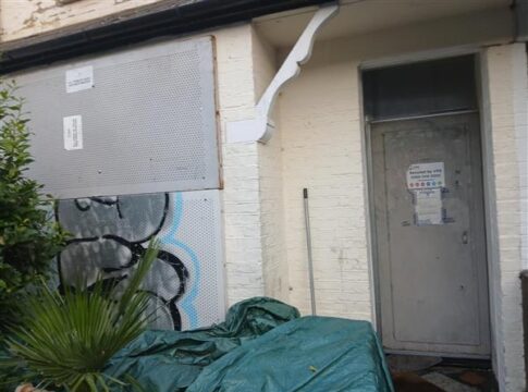 Closure Order at house in Felix Road. Photo: Metropolitan Police