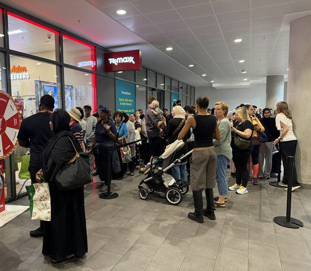 Crowds queue for the opening of TK Maxx in Acton. Photo: EALING.NEWS