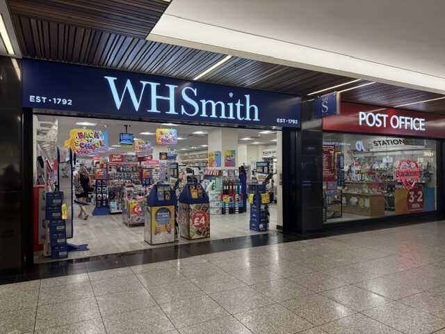 Former WH Smith branch in Ealing Broadway shopping centre. Photo: EALING.NEWS